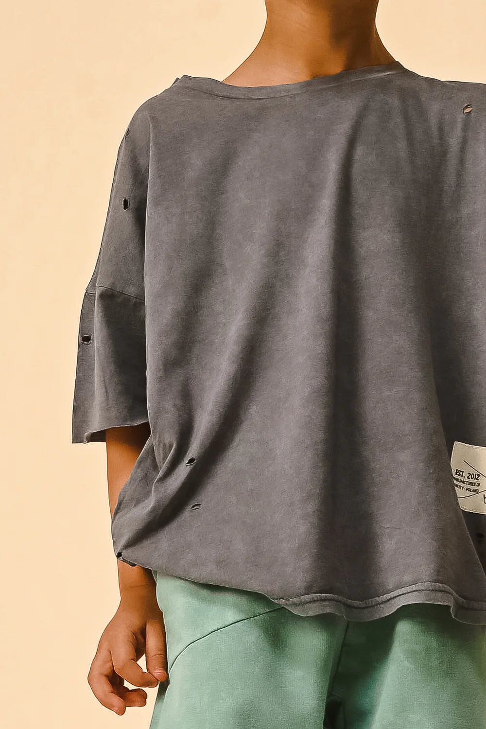 booso wide torn tee