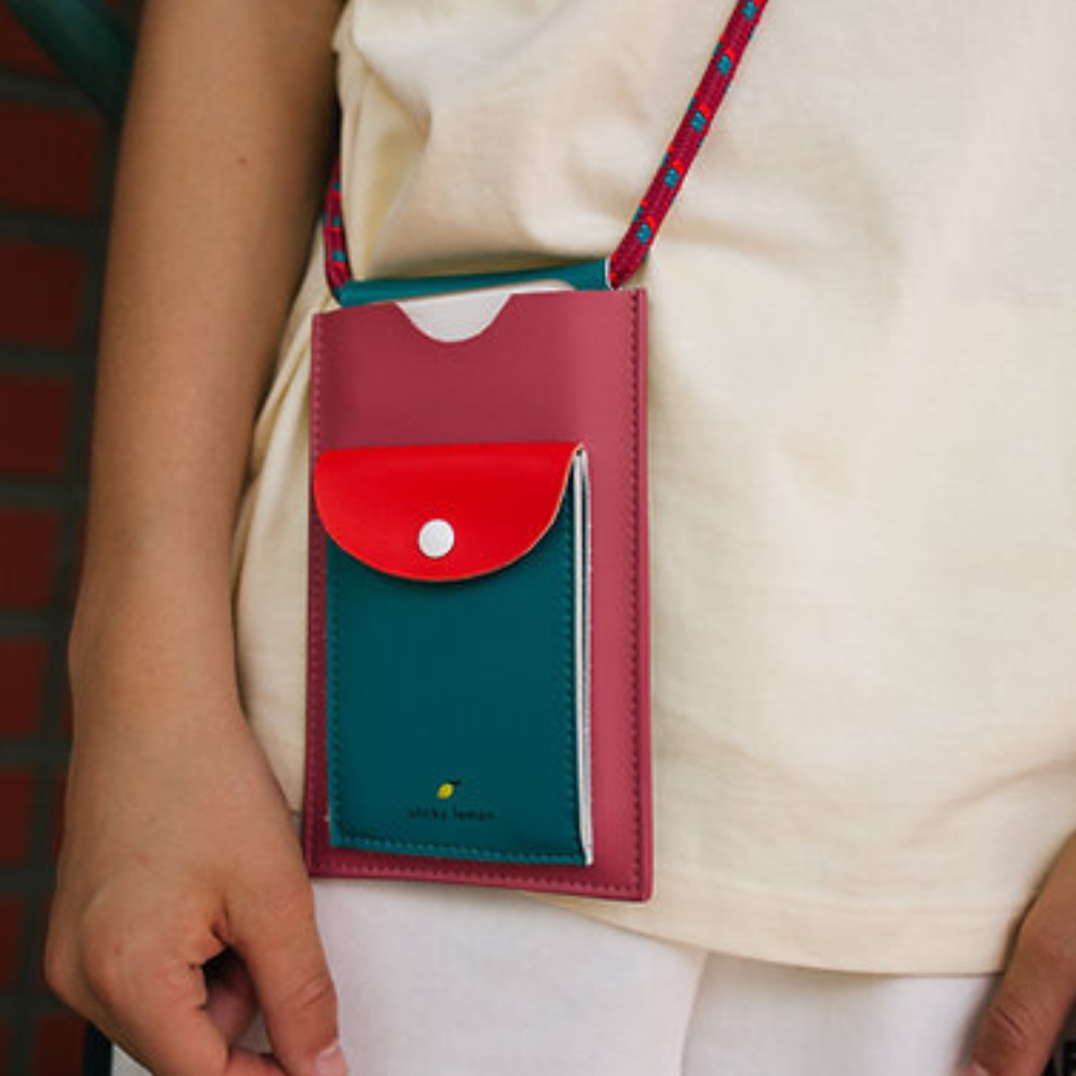 Sticky Lemon phone case XL Better Together - athletics track