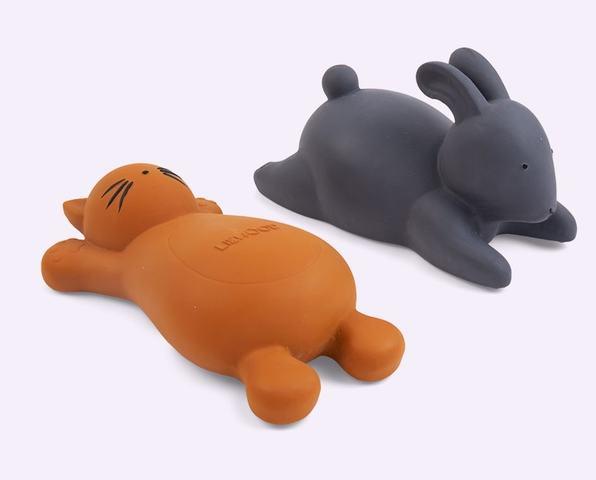 Vikki water toys